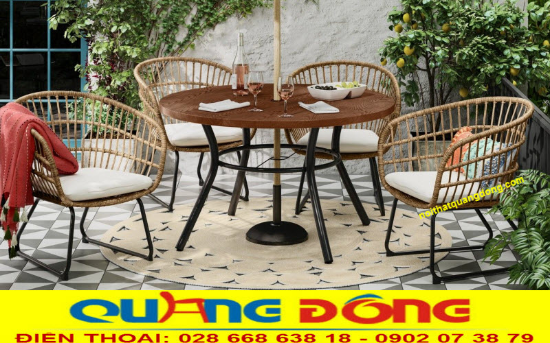 Bàn ghế giả mây QD-283|Bàn ghế mây nhựa. Bàn ghế nhựa giả mây QD-283, bộ bàn ghế sân vườn thiết kế đẹp, chất lương, khung bằng kim loại sơn tĩnh điện, đan sợi nhựa mây tròn.