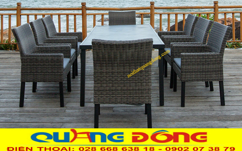 Bàn ghế ngoài trời | Bàn ăn sân vườn Bộ bàn ghế giả mây QD-313 lý tưởng khi đặt tại bể bơi, không gian ngoài trời, phong cách sang trọng, thu hút, màu sắc đẹp, giá tốt, chất lượng cao