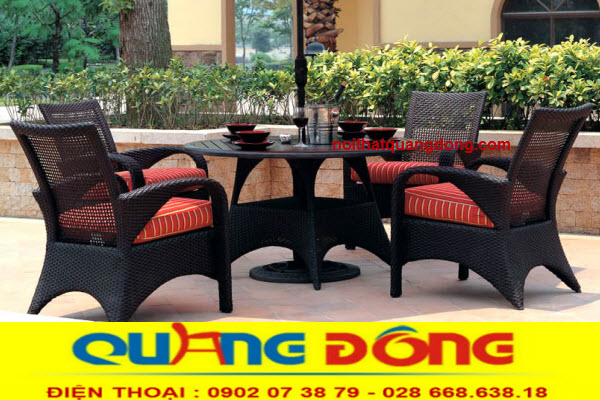 B&agrave;n ghế giả m&acirc;y QD-371 m&agrave;u đen, vẻ đẹp của sự mạnh mẽ, huyền b&iacute;, gi&aacute; cả hợp l&yacute;.