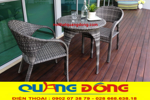 Bàn ghế giả mây QD-373|Bàn ghế mây nhựa cafe, resort. Bàn ghế mây nhựa QD-373 có màu nâu giả đá, có thể dùng cho cafe, khách sạn, resort.