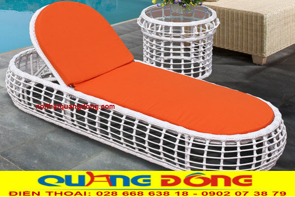 Ghế hồ bơi giả m&acirc;y QD-1241 m&agrave;u trắng nệm cam th&ocirc;i bừng nguồn năng lượng.