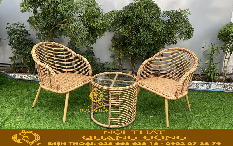 Bàn ghế giả mây QD-2046 với 2 ghế 1 bàn các bạn có thể sử dụng cho không gian ban công hoặc phòng ngủ