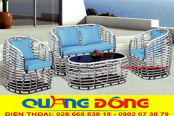 3 mẫu bàn ghế giả mây bạn có thể sử dụng để tiếp khách tại văn phòng.