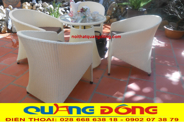 Bật tông cho quán cafe sân vườn nhanh nhất - Bàn ghế cafe giả mây.