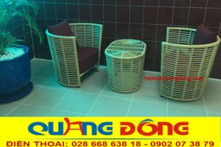 Chọn ghế mây nhựa để nhà đẹp hơn.