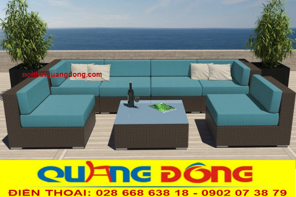 Sofa giả mây QD-665 mang màu sắc đại dương xanh. Mẫu sofa mâu nâu có phong cách mộc lại điểm theo cách phối nệm lấy ý tưởng từ đại dương xanh, vẻ đẹp, bao la, rợi ngàn.